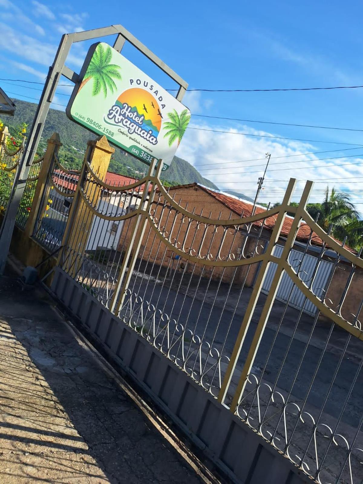 Pousada Hotel Araguaia Aragarcas Exterior photo
